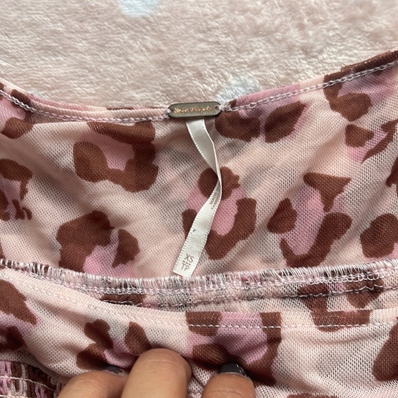 Free people cute leopard top - Picture 2 of 2